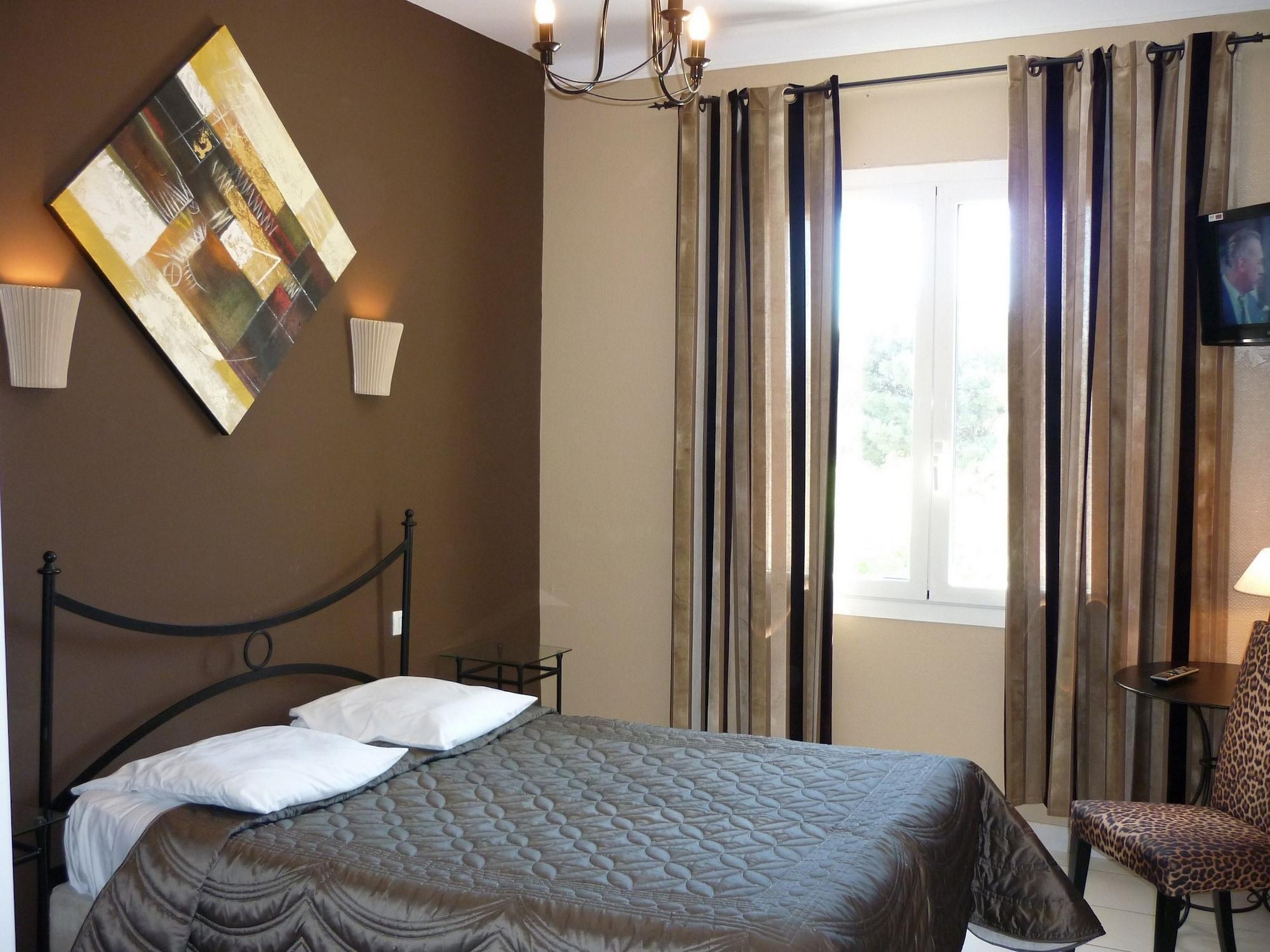Adonis Sanary Grand Hotel Des Bains Exterior photo